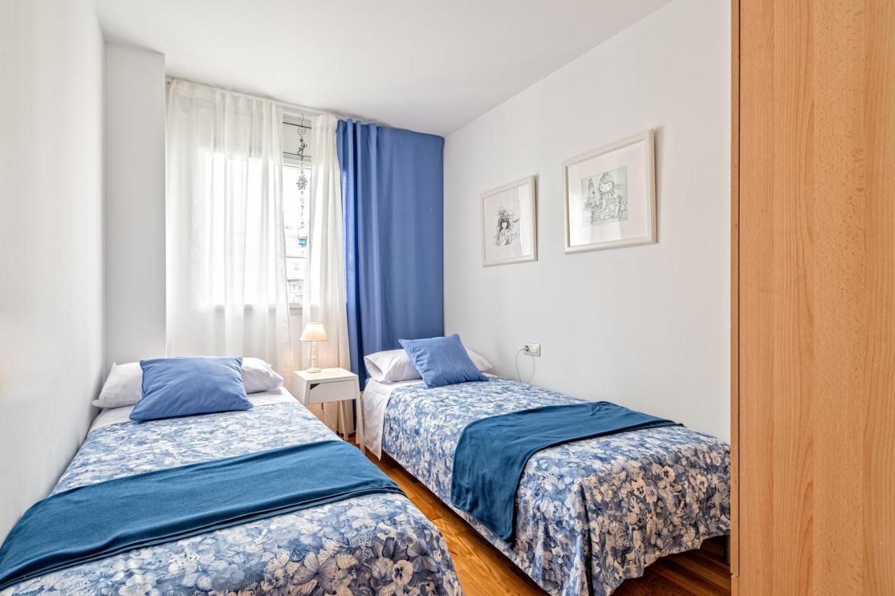 Calido Apartamento Con Piscina En Barcelona リポリェット エクステリア 写真
